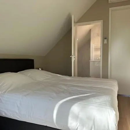 | 4 Personen Nyaraló